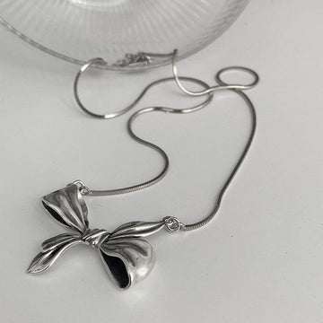 Best Gift Ideas - Elegant Vintage Creative Sweet Big Bowknot Clavicle Chain Necklace - The Jewellery Supermarket